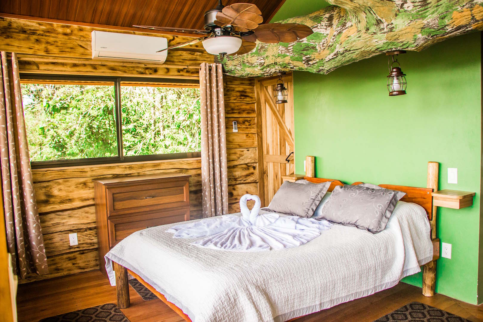 11 bed Hotel / Leisure For Sale in La Fortuna, Alajuela - thumb 16