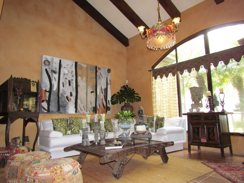 4 bed Single Family Homes For Sale in Santa Ana, San Jose - 1