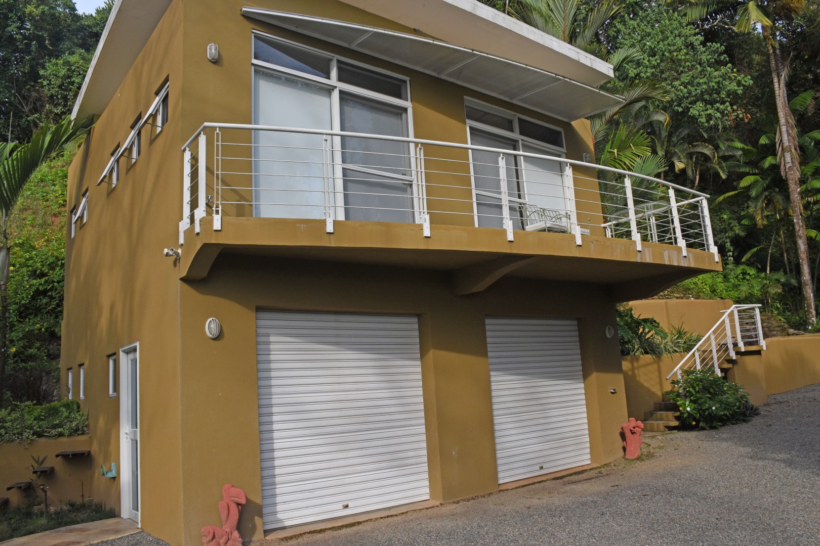 3 bed Single Family Homes For Sale in Dominical, Puntarenas - thumb 29