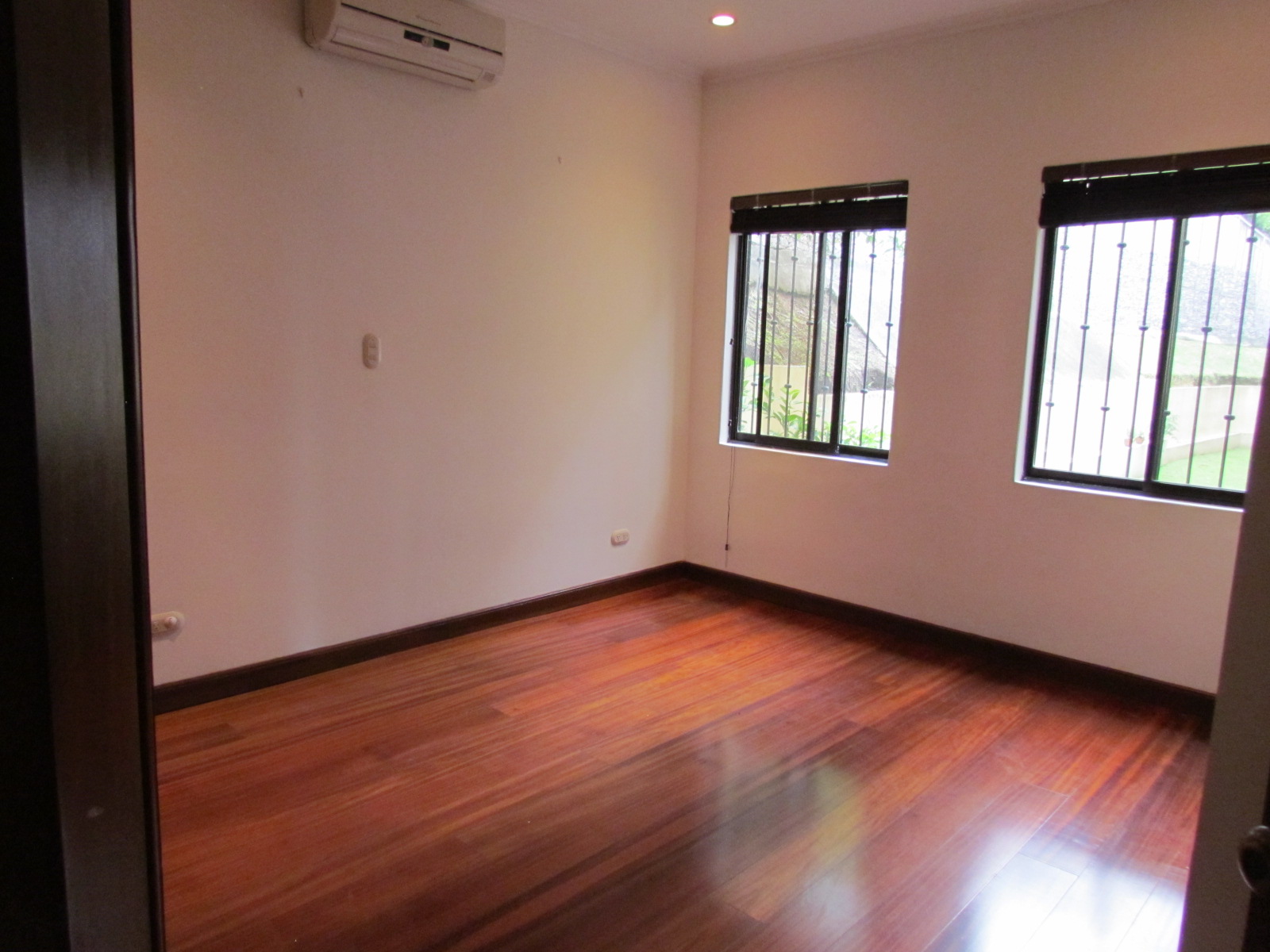 2 bed Apartment For Sale in Escazu, San Jose - thumb 10