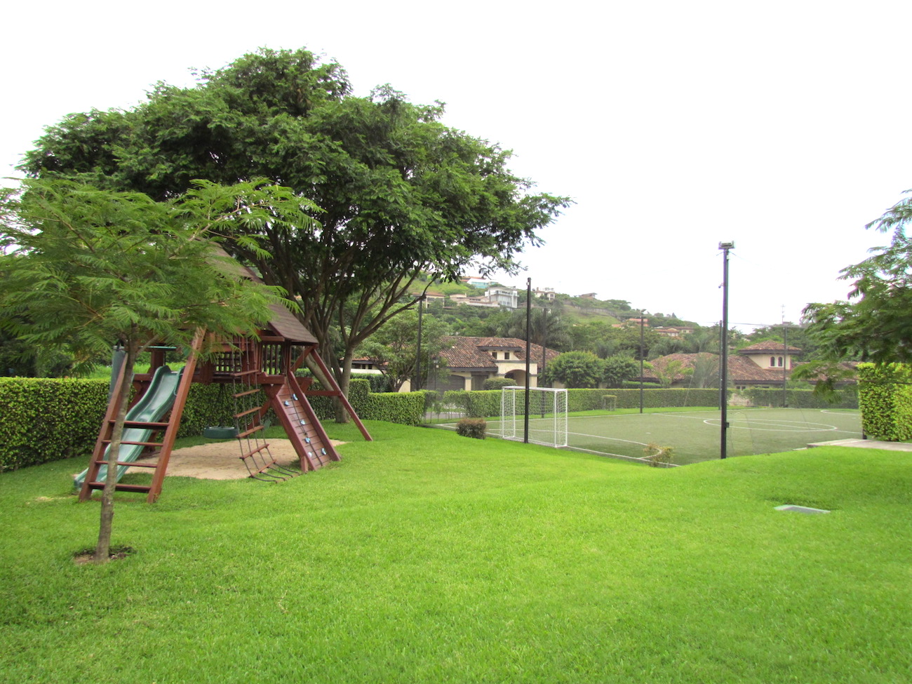 2 bed Apartment For Sale in Escazu, San Jose - thumb 15