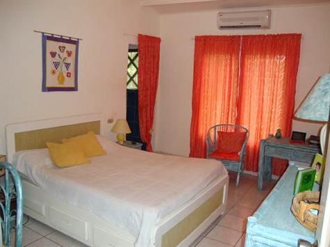 2 bed Commercial For Sale in Ojochal, Puntarenas - thumb 14
