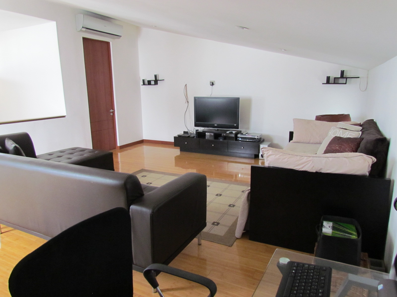 3 bed Single Family Homes For Sale in Santa Ana, San Jose - thumb 7