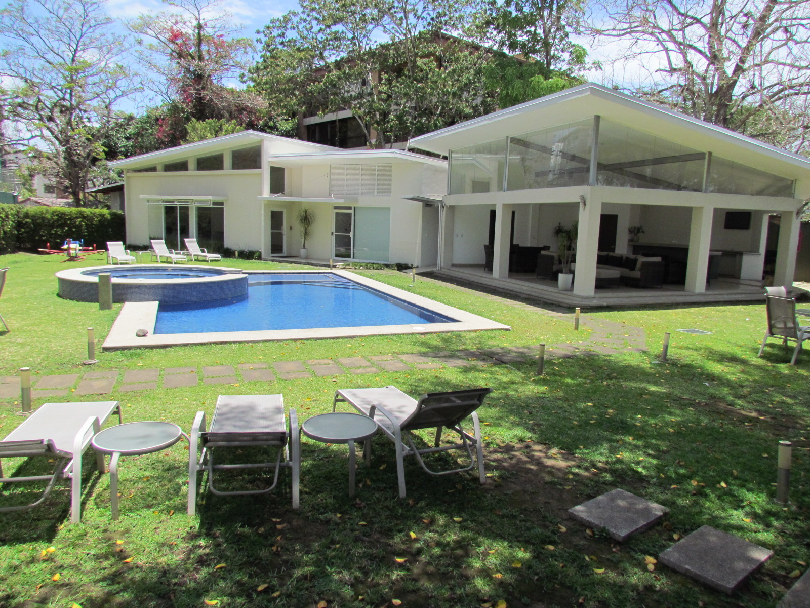 3 bed Apartment For Sale in Escazu, San Jose - thumb 13