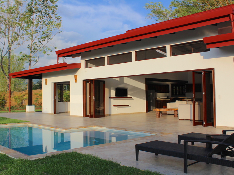 3 bed Single Family Homes For Sale in Dominical, Puntarenas - 1