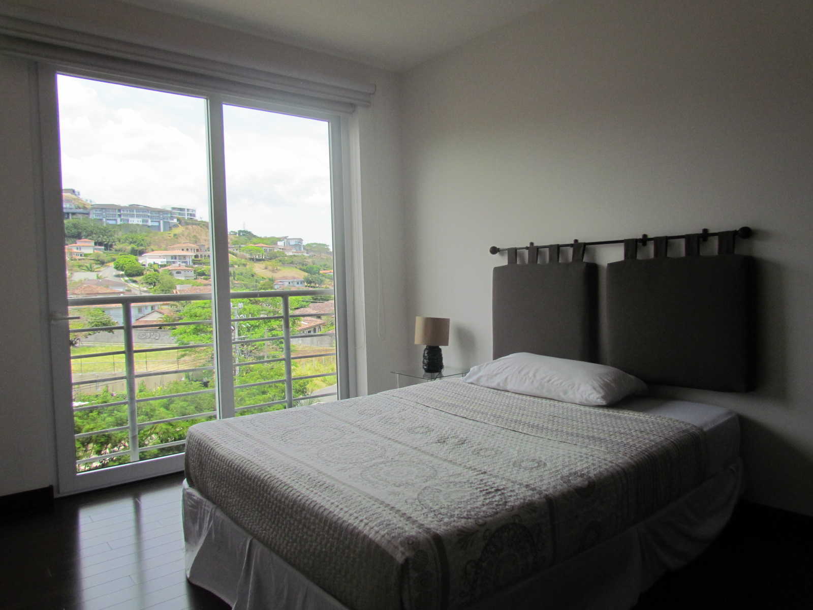 2 bed Apartment For Sale in Escazu, San Jose - thumb 7