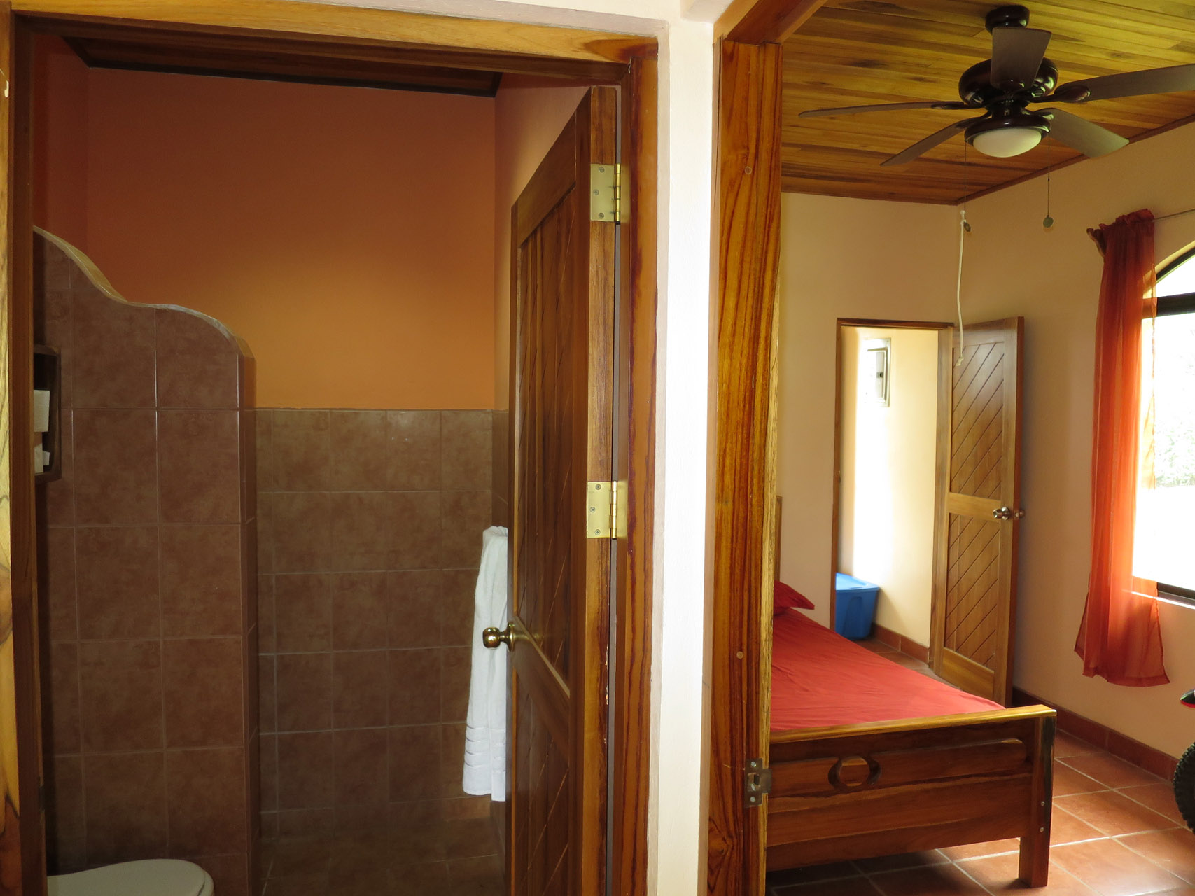 2 bed Single Family Homes For Sale in Playa Hermosa, Puntarenas - thumb 4