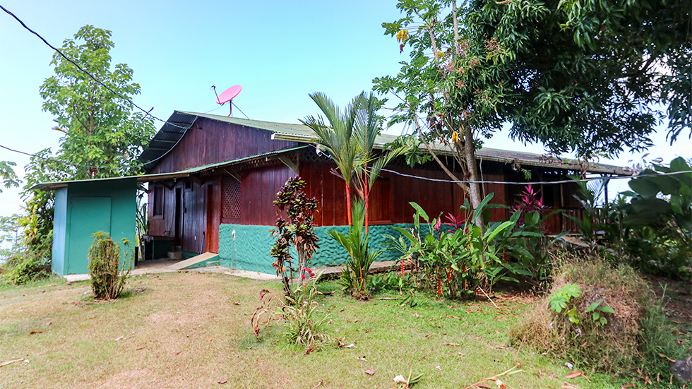 6 bed Single Family Homes For Sale in Dominical, Puntarenas - thumb 22
