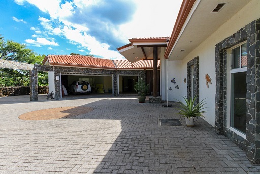 4 bed Single Family Homes For Sale in Playa Panama, Guanacaste - thumb 12