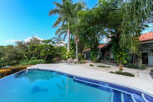 4 bed Single Family Homes For Sale in Playa Panama, Guanacaste - thumb 9