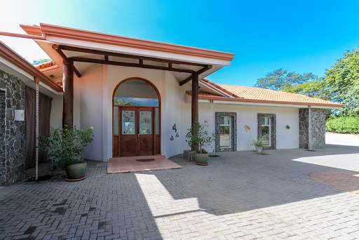 4 bed Single Family Homes For Sale in Playa Panama, Guanacaste - thumb 2
