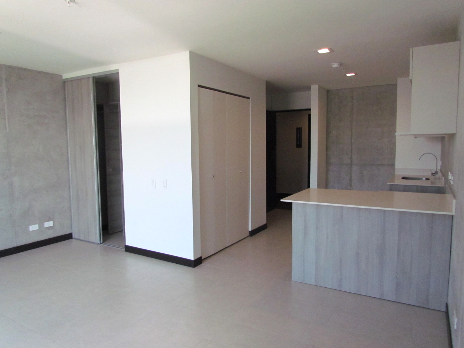 1 bed Apartment For Sale in Rohrmoser, San Jose - thumb 3