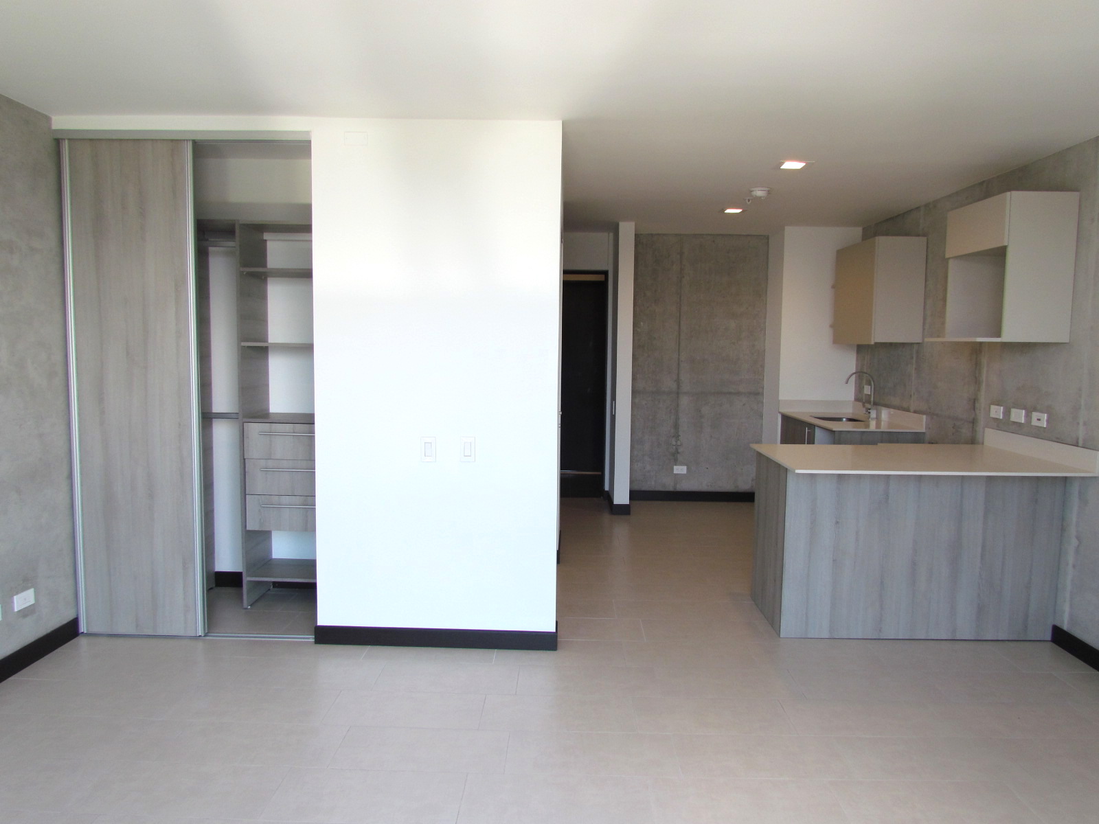 1 bed Apartment For Sale in Rohrmoser, San Jose - thumb 2