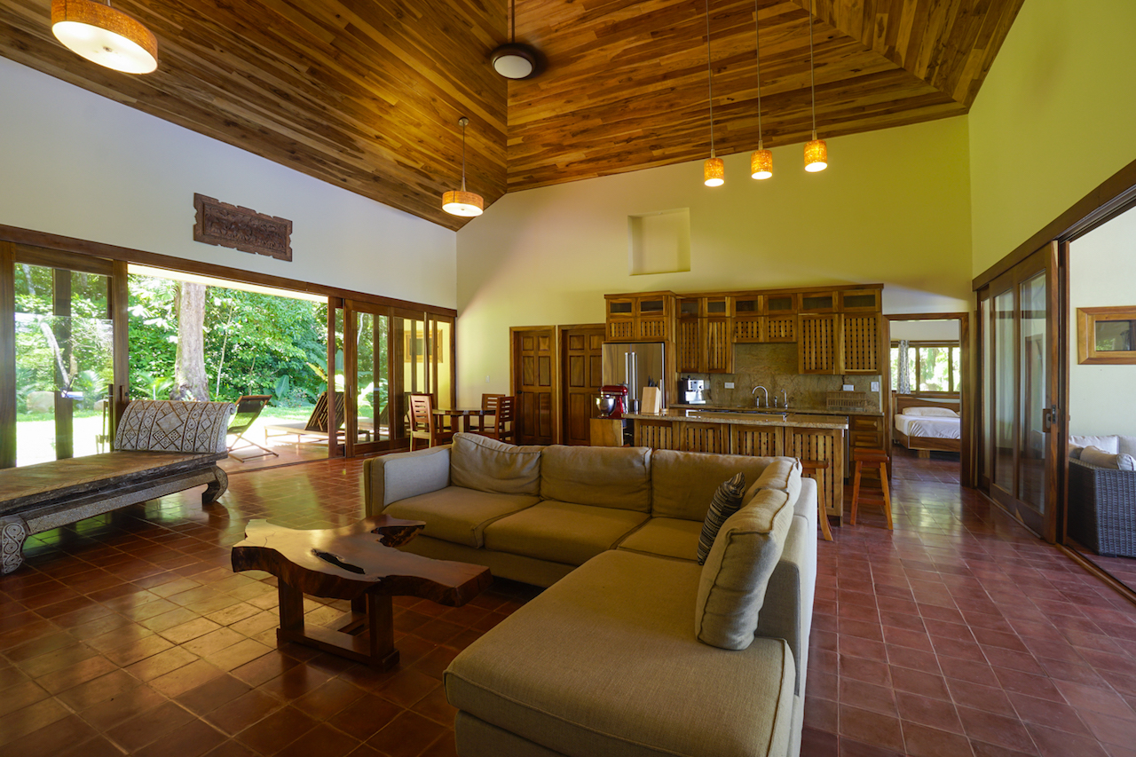 4 bed Single Family Homes For Sale in Dominical, Puntarenas - thumb 25