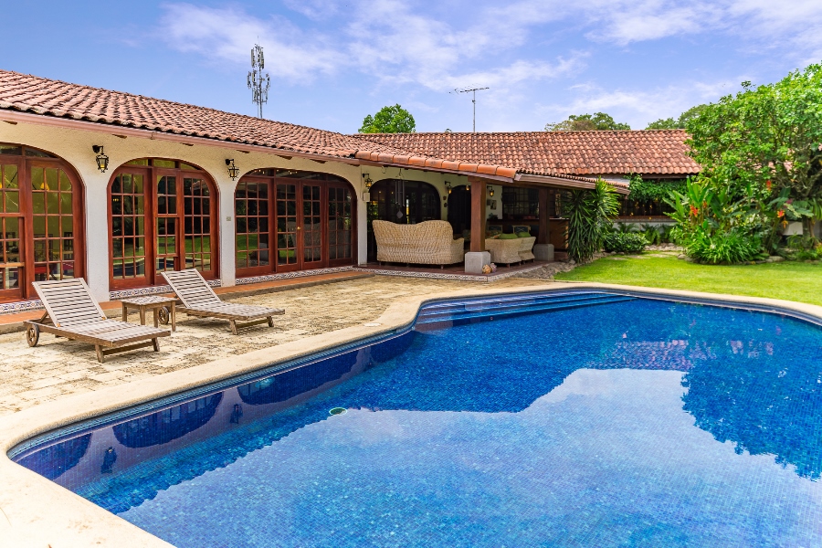 3 bed Single Family Homes For Sale in Escazu, San Jose - thumb 18