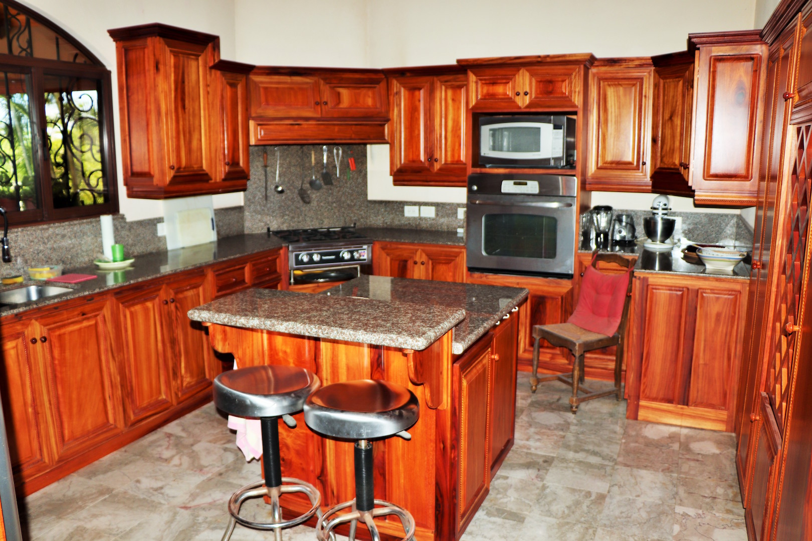 3 bed Single Family Homes For Sale in Ojochal, Puntarenas - thumb 11