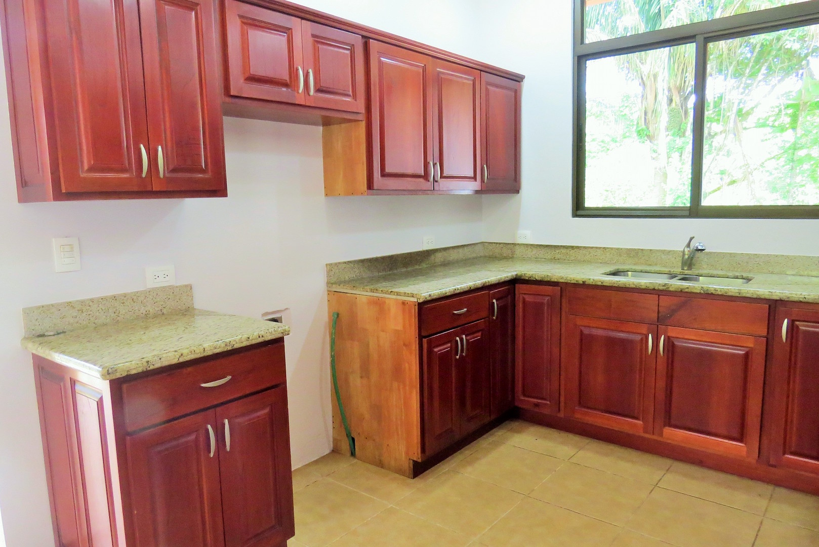 3 bed Single Family Homes For Sale in Ojochal, Puntarenas - thumb 6