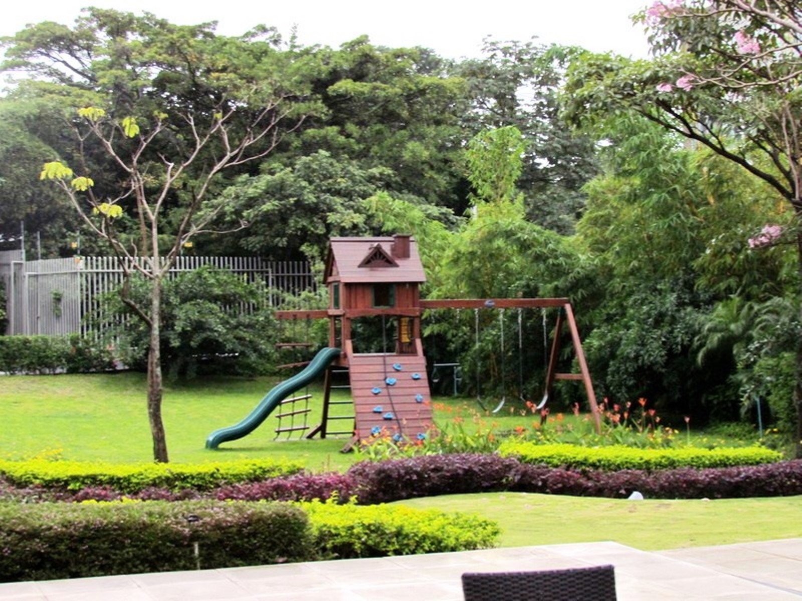 2 bed Condo For Rent in Escazu, San Jose - thumb 11