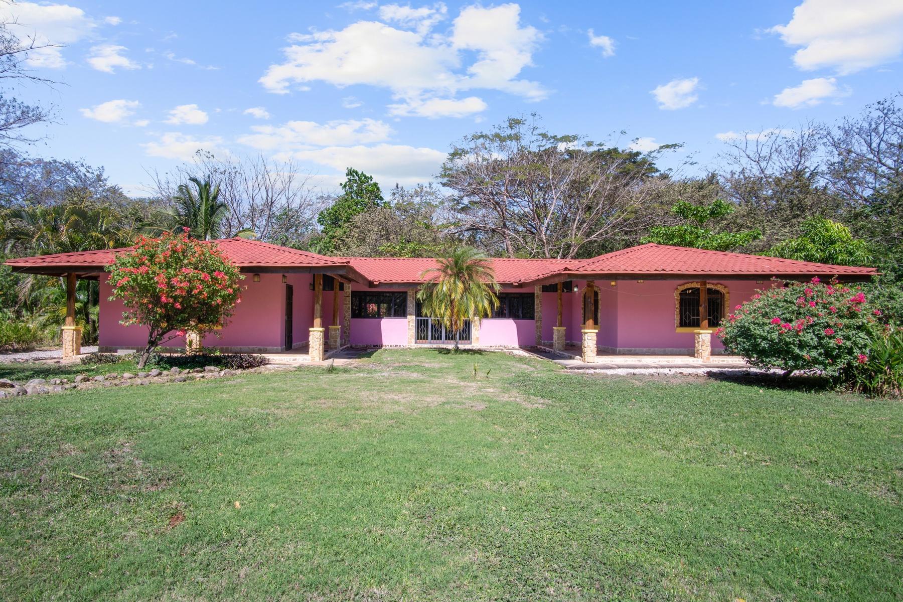 3 bed Single Family Homes For Sale in Junquillal, Guanacaste - thumb 3