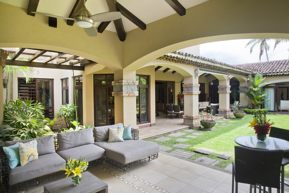 4 bed Single Family Homes For Sale in Santa Ana, San Jose - thumb 4