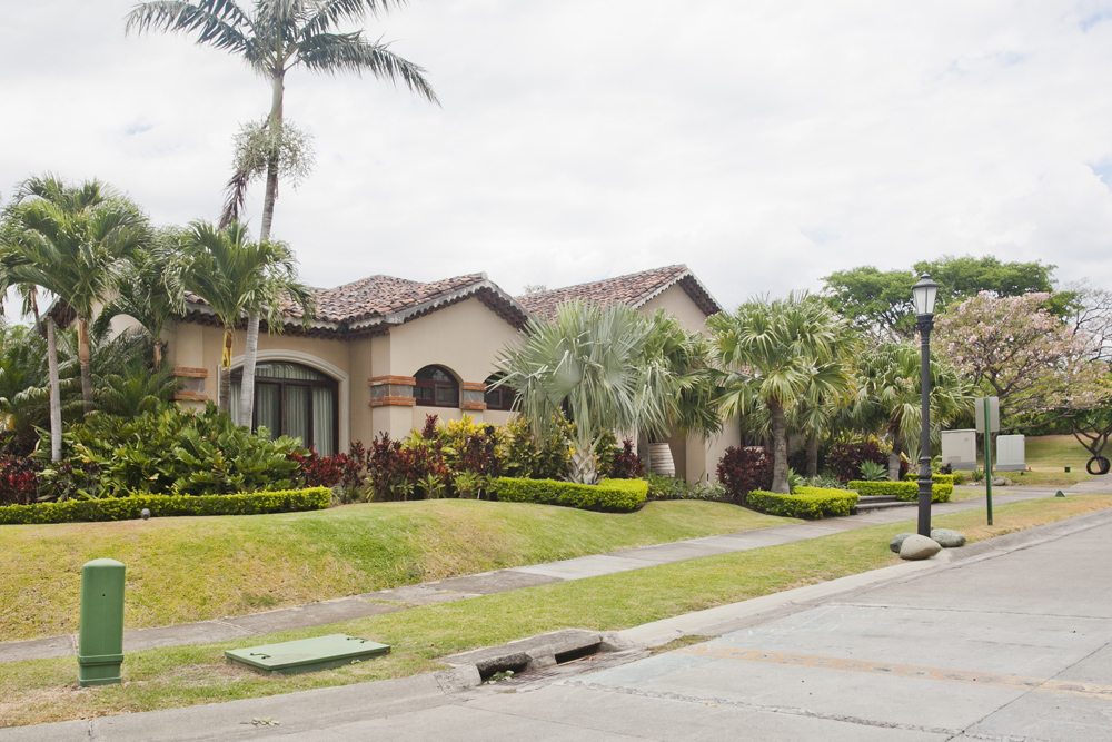 4 bed Single Family Homes For Sale in Santa Ana, San Jose - thumb 26