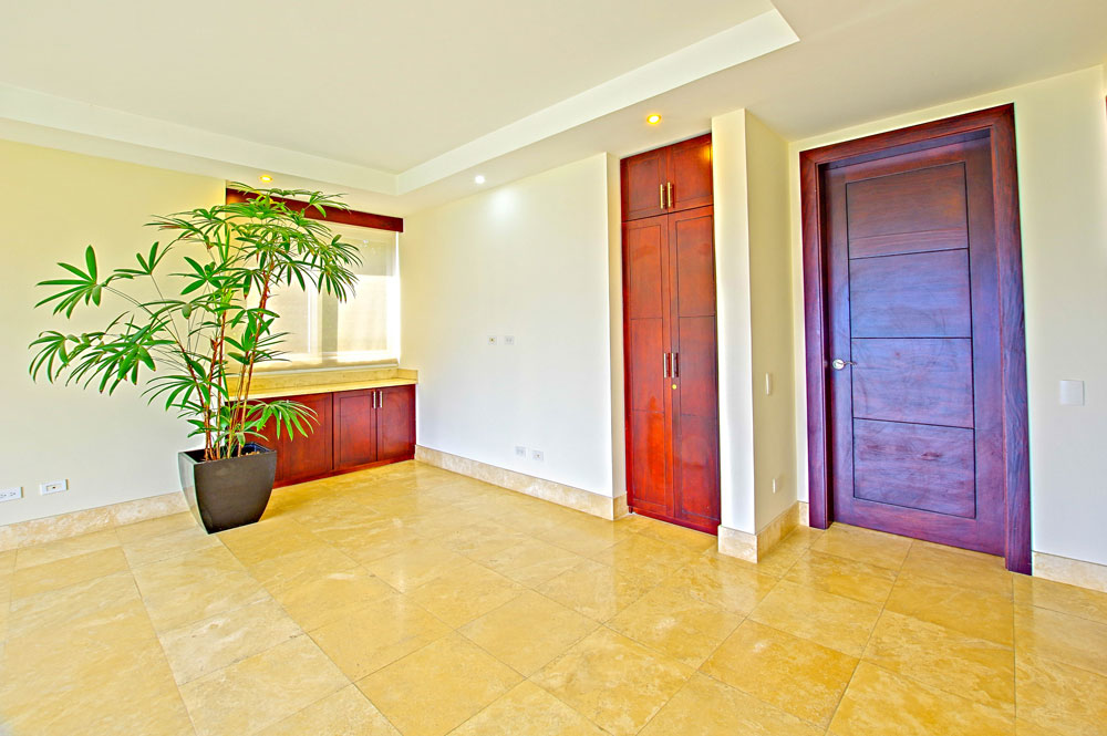 6 bed Single Family Homes For Sale in Santa Ana, San Jose - thumb 27