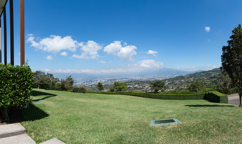 4 bed Single Family Homes For Sale in Escazu, San Jose - thumb 18