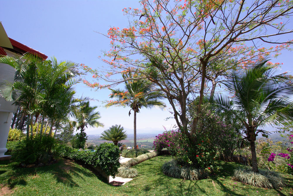 6 bed Single Family Homes For Sale in Grecia, Alajuela - thumb 6