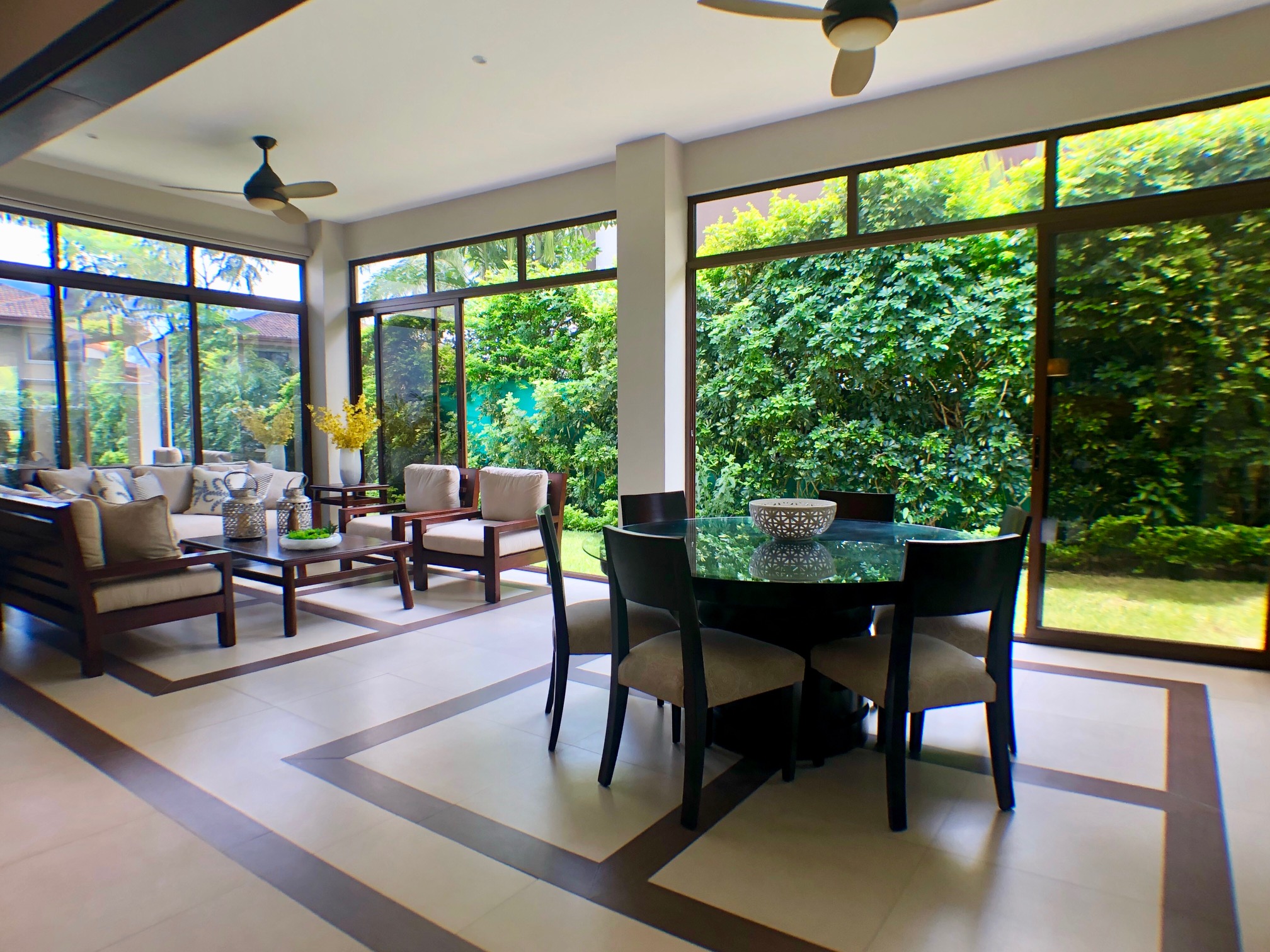 5 bed Single Family Homes For Sale in Santa Ana, San Jose - thumb 2