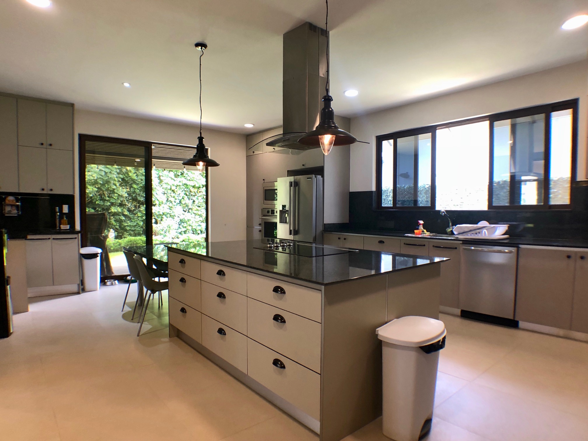 5 bed Single Family Homes For Sale in Santa Ana, San Jose - thumb 3