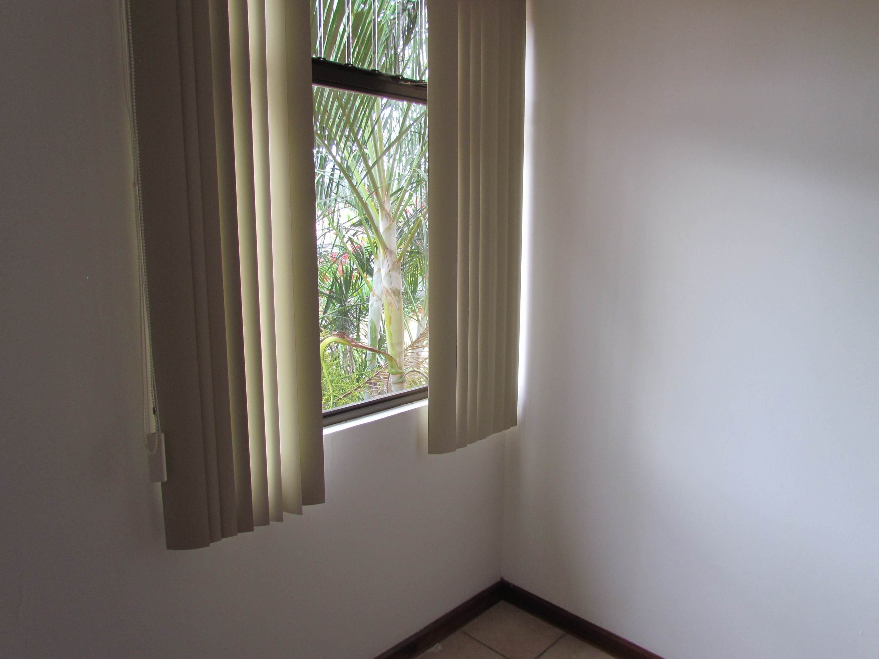 3 bed Single Family Homes For Sale in Santa Ana, San Jose - thumb 8