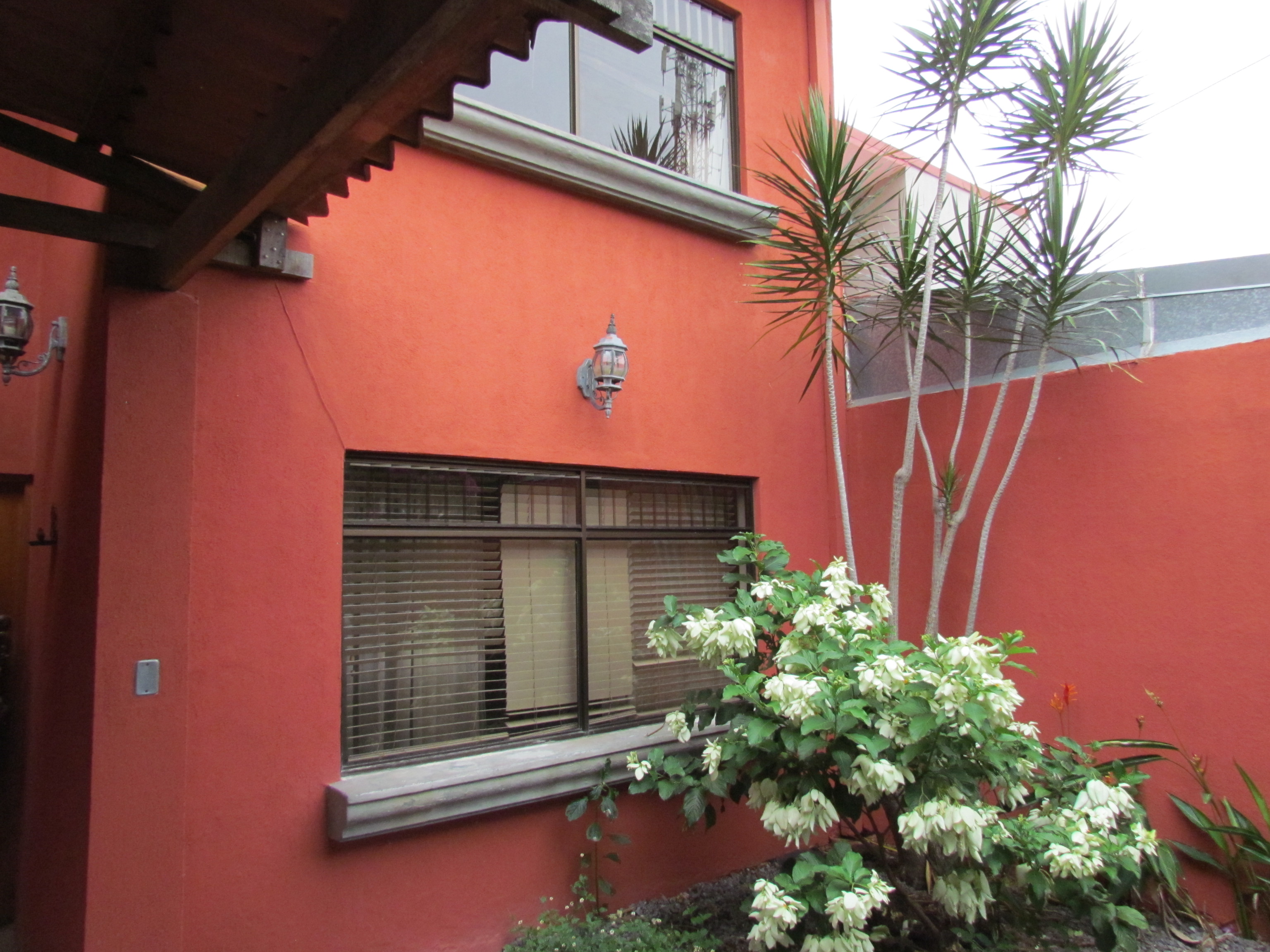 3 bed Single Family Homes For Sale in Santa Ana, San Jose - thumb 1