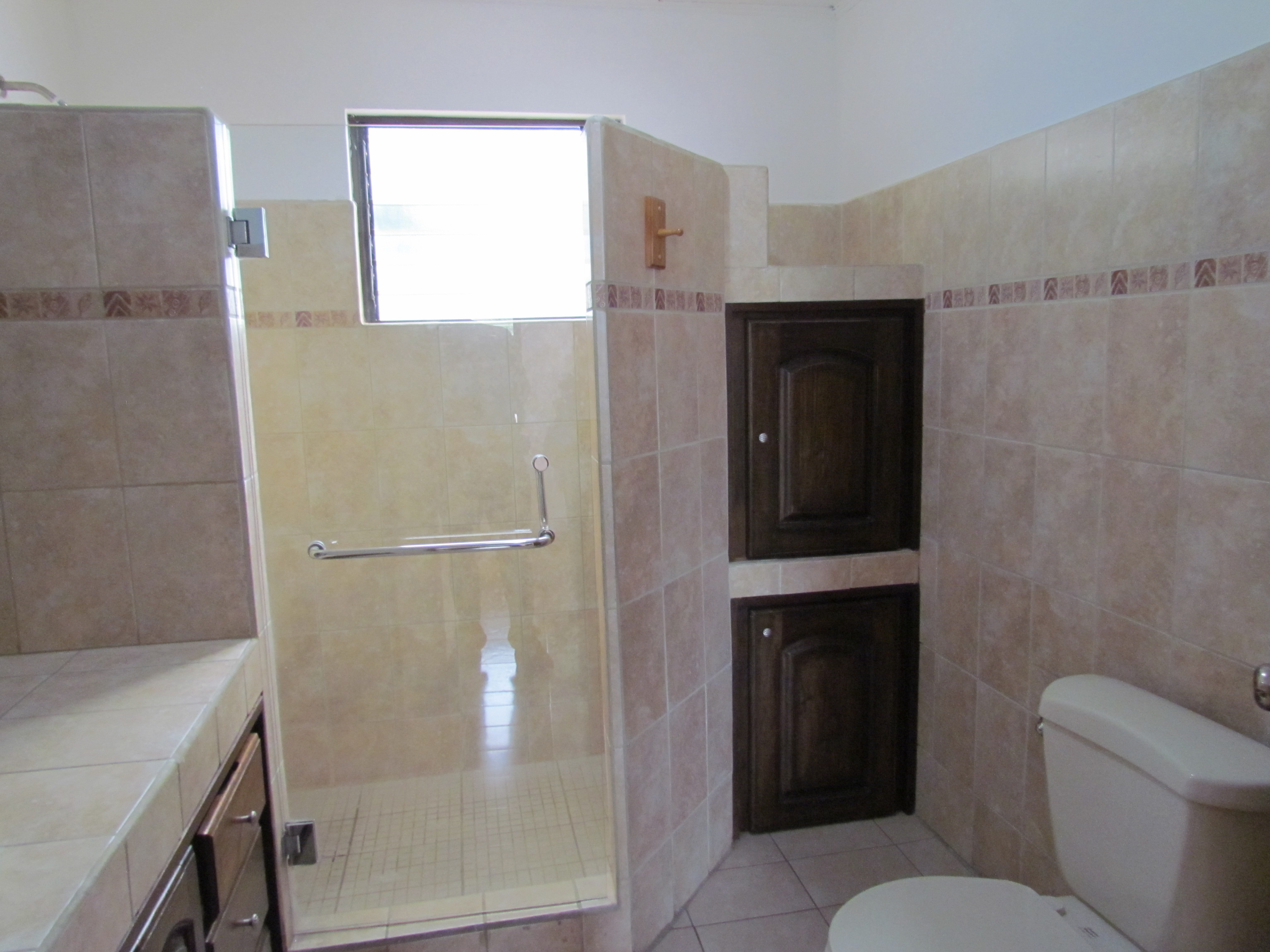 3 bed Single Family Homes For Sale in Santa Ana, San Jose - thumb 11