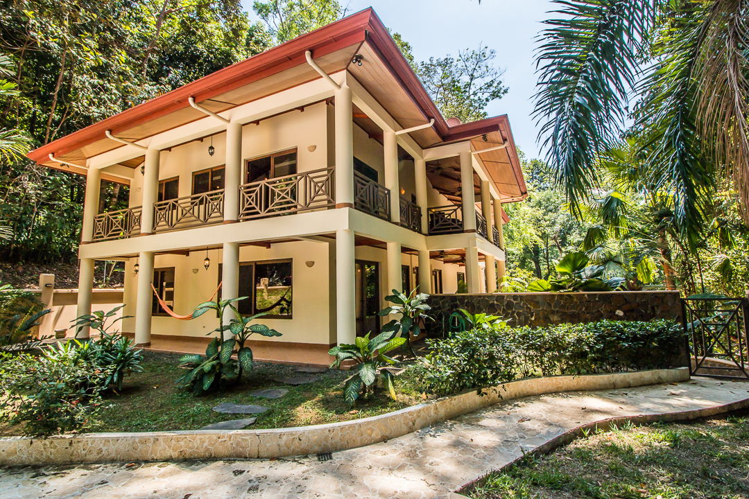 5 bed Single Family Homes For Sale in Uvita, Puntarenas - thumb 2