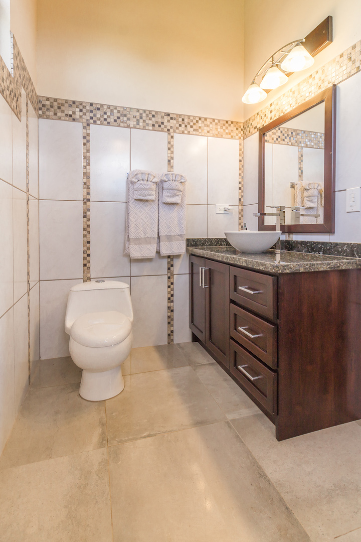 3 bed Single Family Homes For Sale in Ojochal, Puntarenas - thumb 14