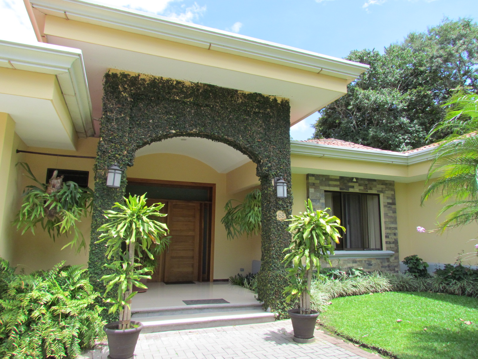 3 bed Single Family Homes For Rent in Escazu, San Jose - thumb 2
