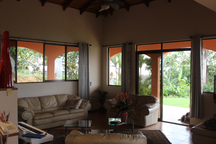 3 bed Single Family Homes For Sale in Dominical, Puntarenas - thumb 4