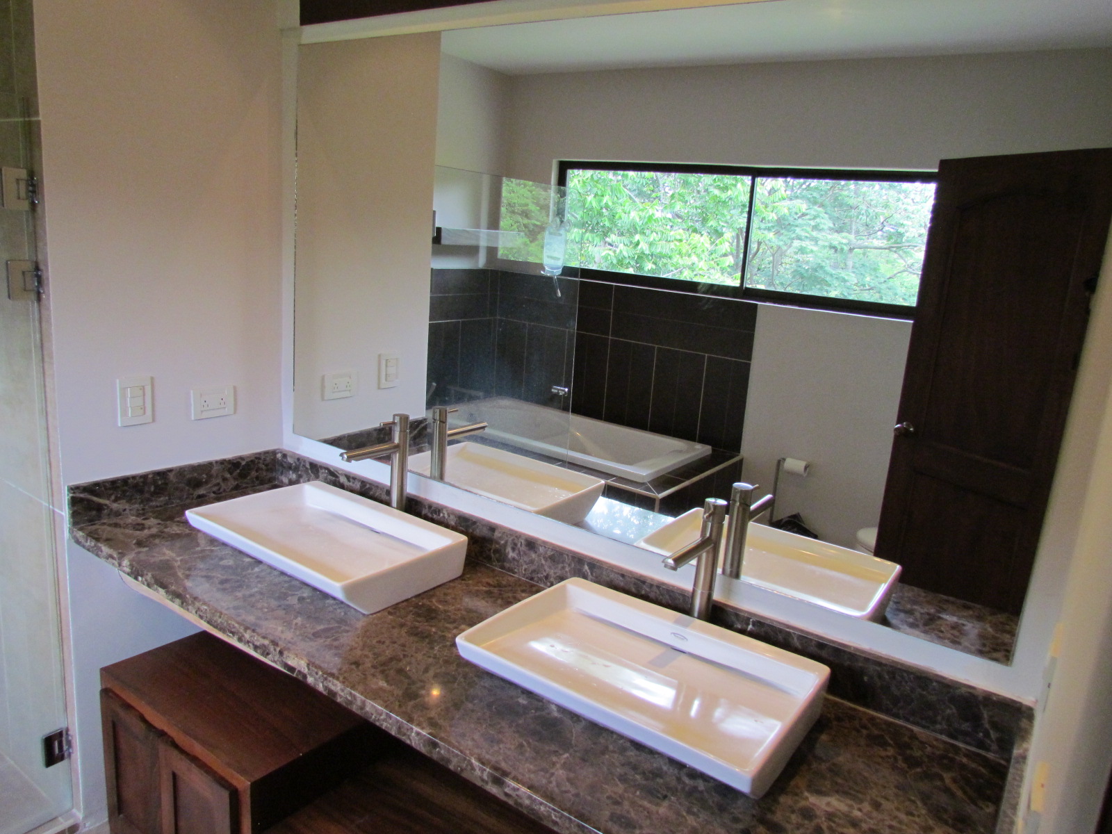 3 bed Single Family Homes For Sale in Santa Ana, San Jose - thumb 14