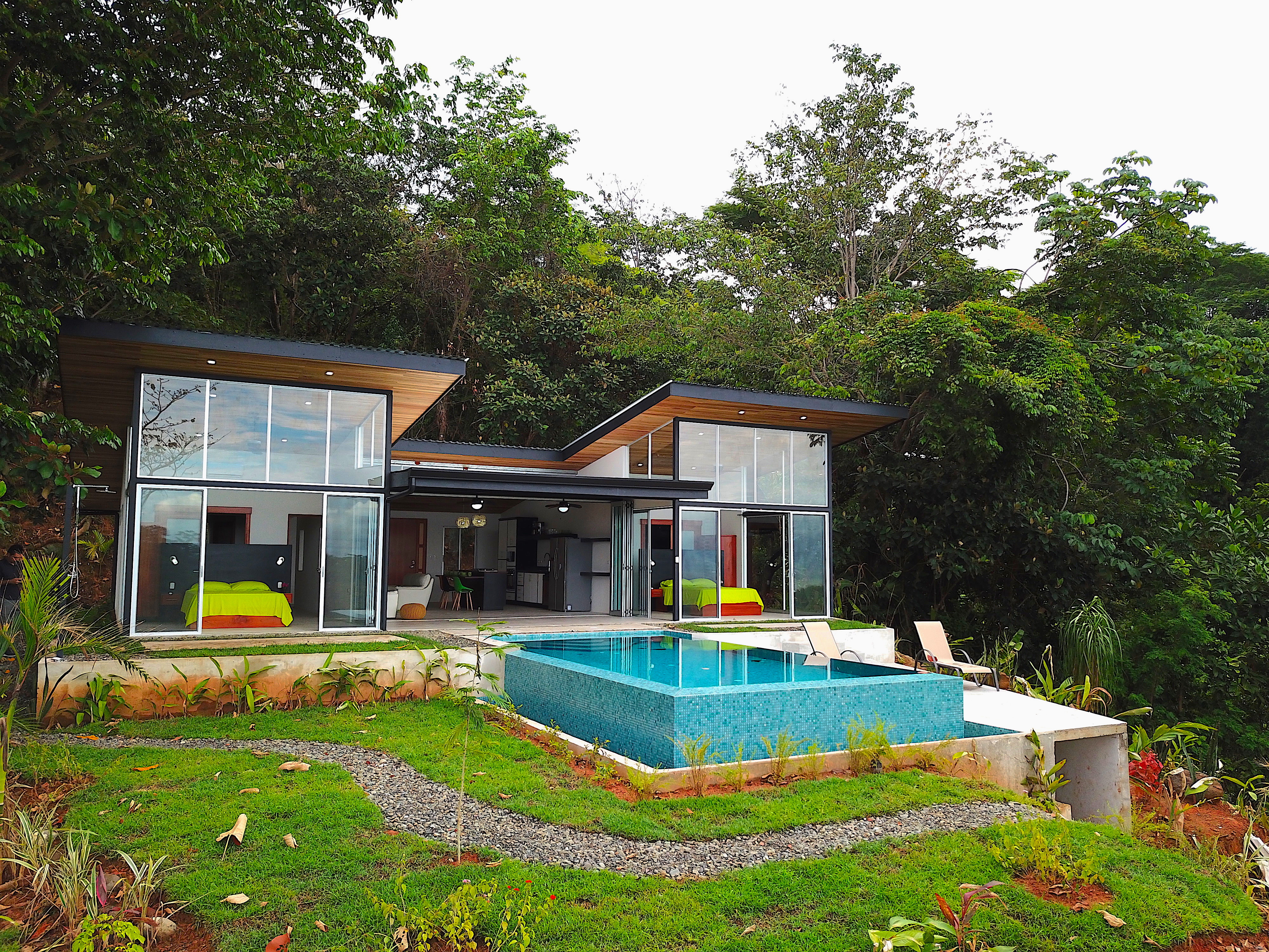 3 bed Single Family Homes For Sale in Dominical, Puntarenas - thumb 6