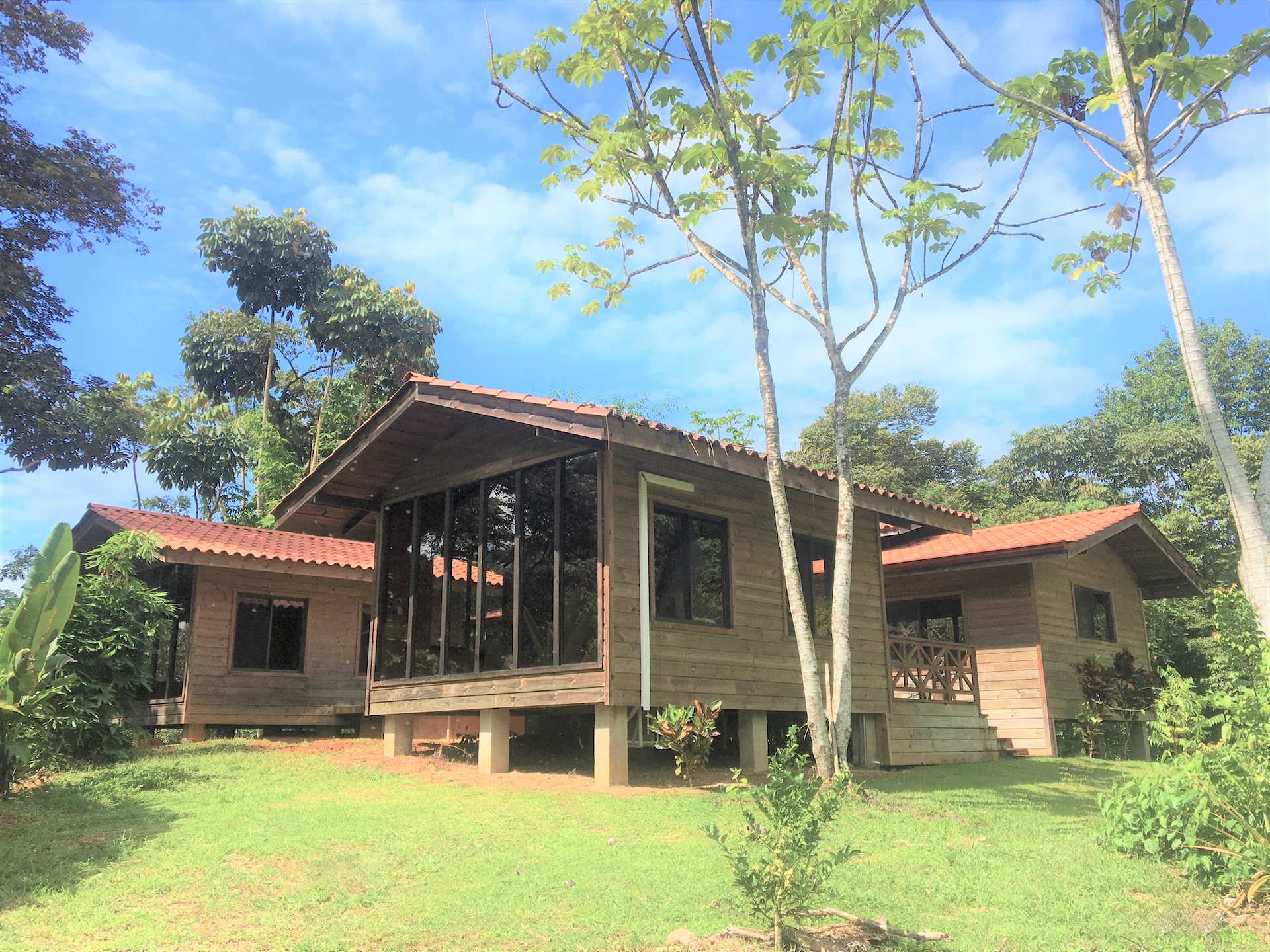 3 bed Single Family Homes For Sale in Ojochal, Puntarenas - thumb 1