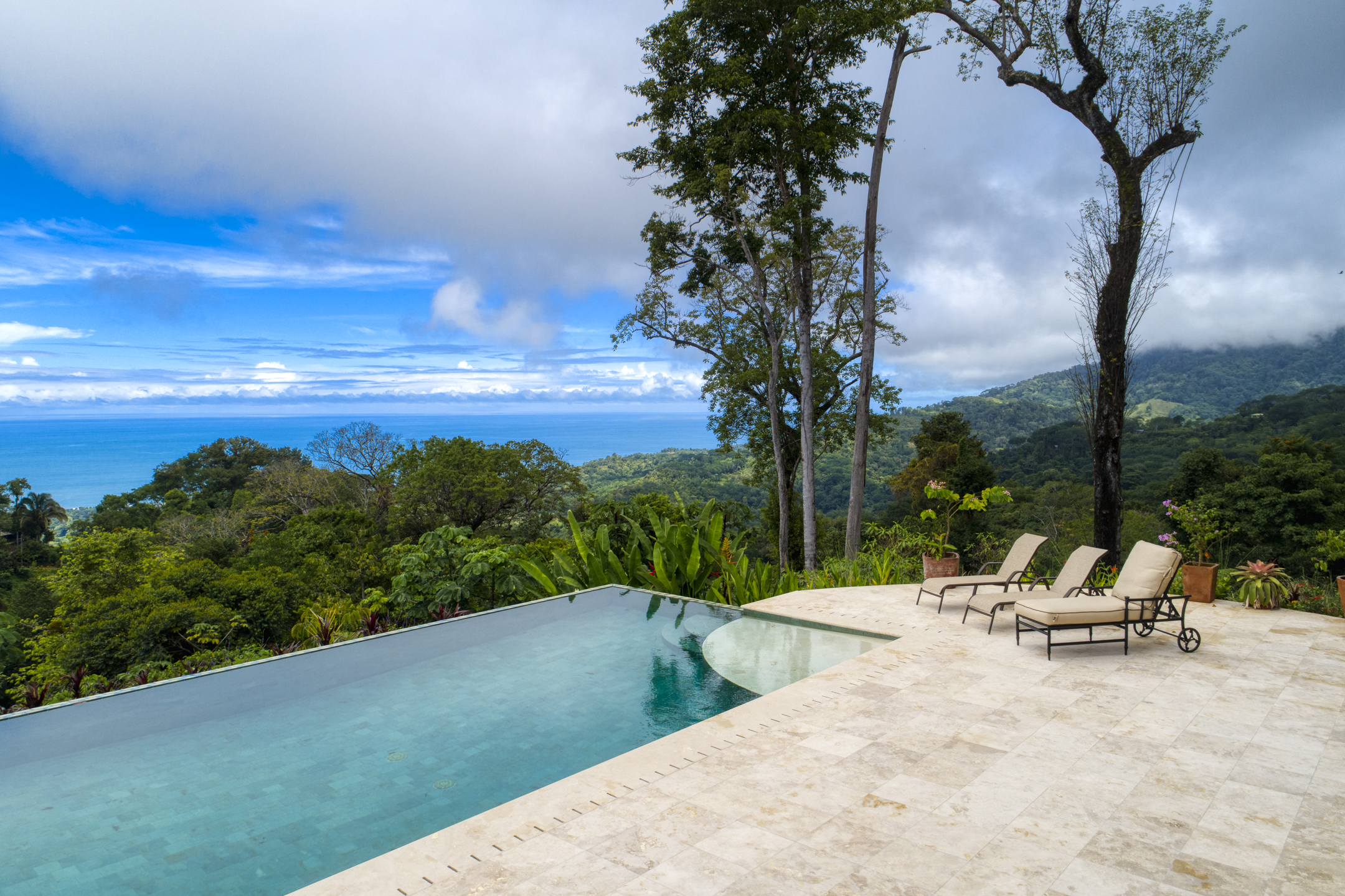 4 bed Single Family Homes For Sale in Uvita, Puntarenas - thumb 29