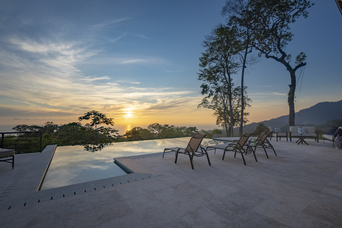 4 bed Single Family Homes For Sale in Uvita, Puntarenas - thumb 16