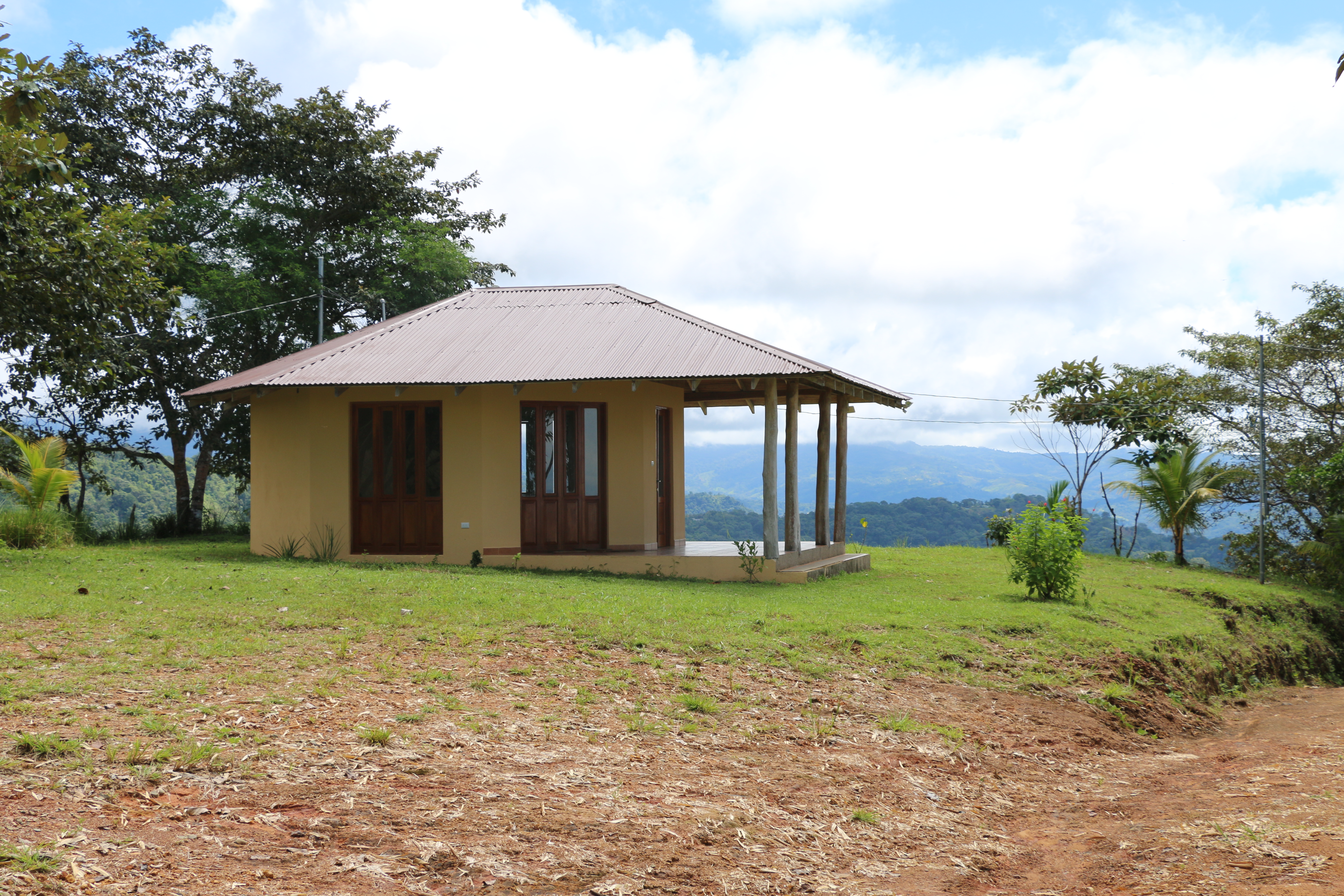 2 bed Single Family Homes For Sale in Dominical, Puntarenas - thumb 5