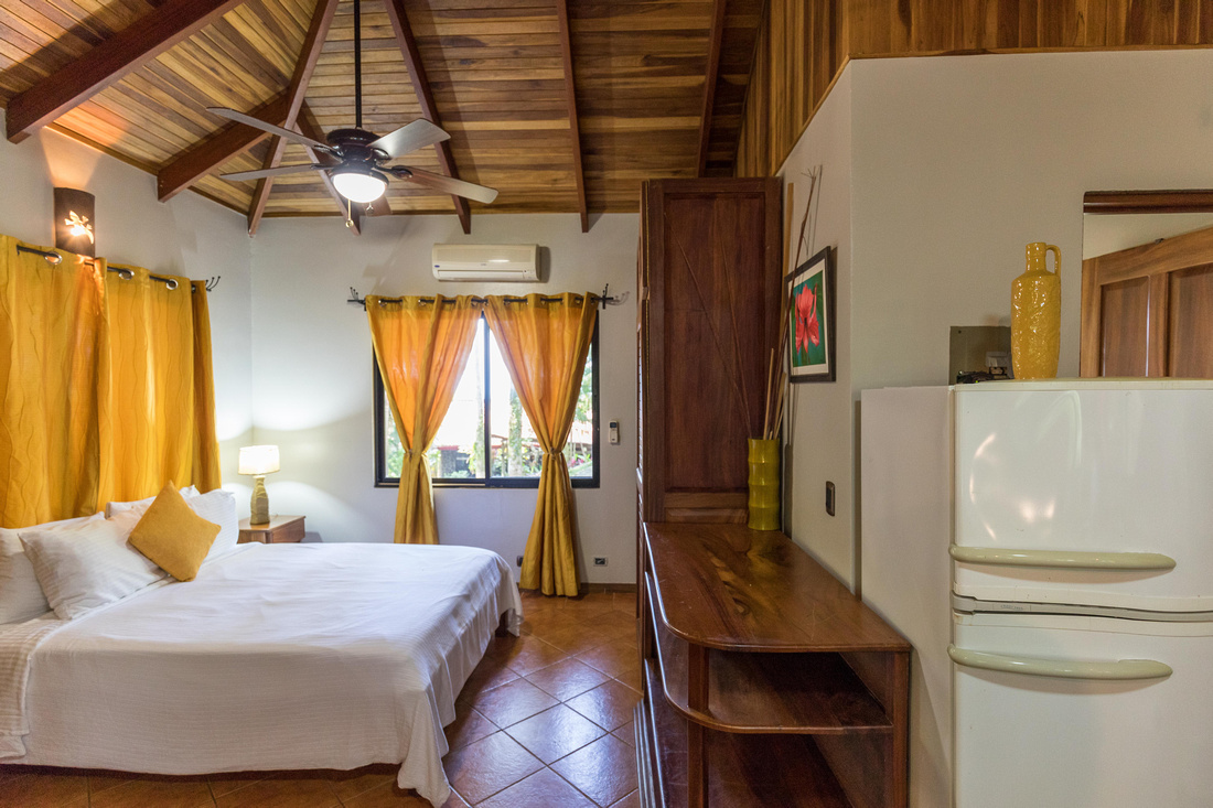 5 bed Single Family Homes For Sale in Manuel Antonio, Puntarenas - thumb 16