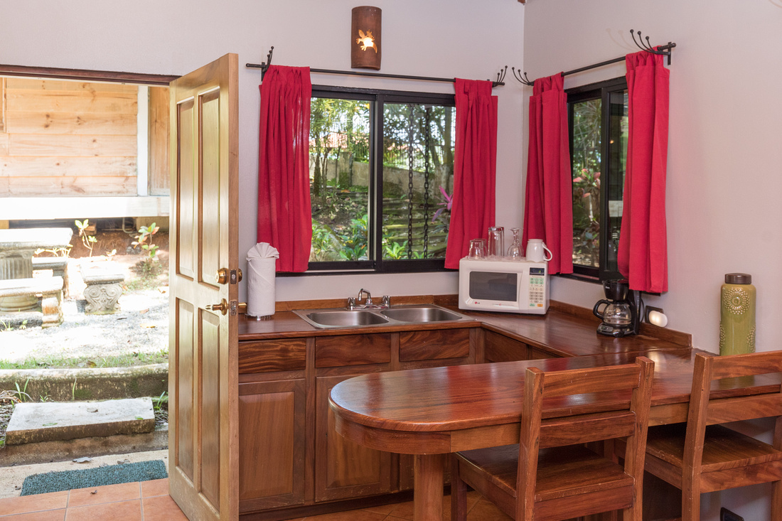 5 bed Single Family Homes For Sale in Manuel Antonio, Puntarenas - thumb 17