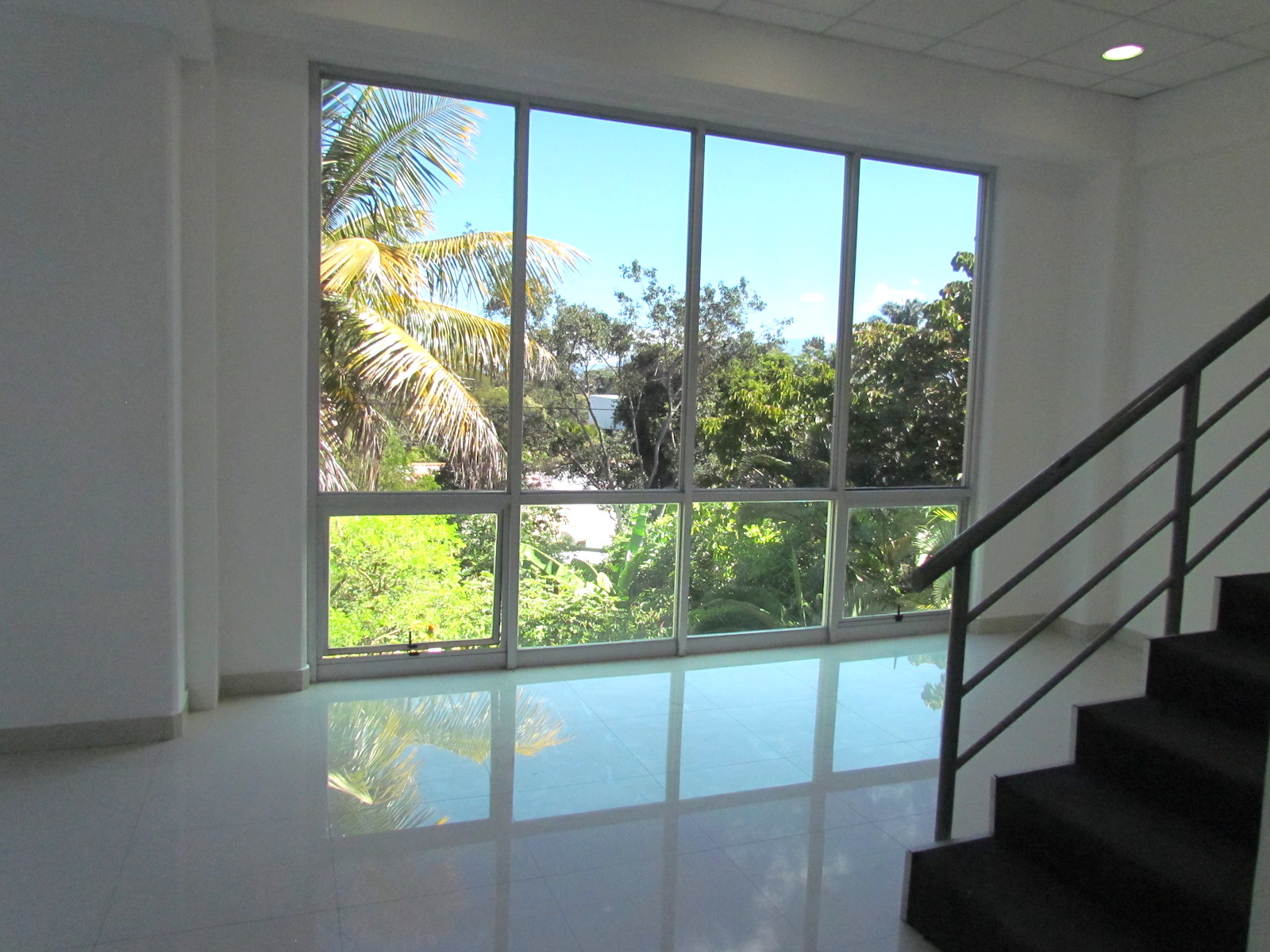 2 bed Commercial For Sale in Escazu, San Jose - thumb 3