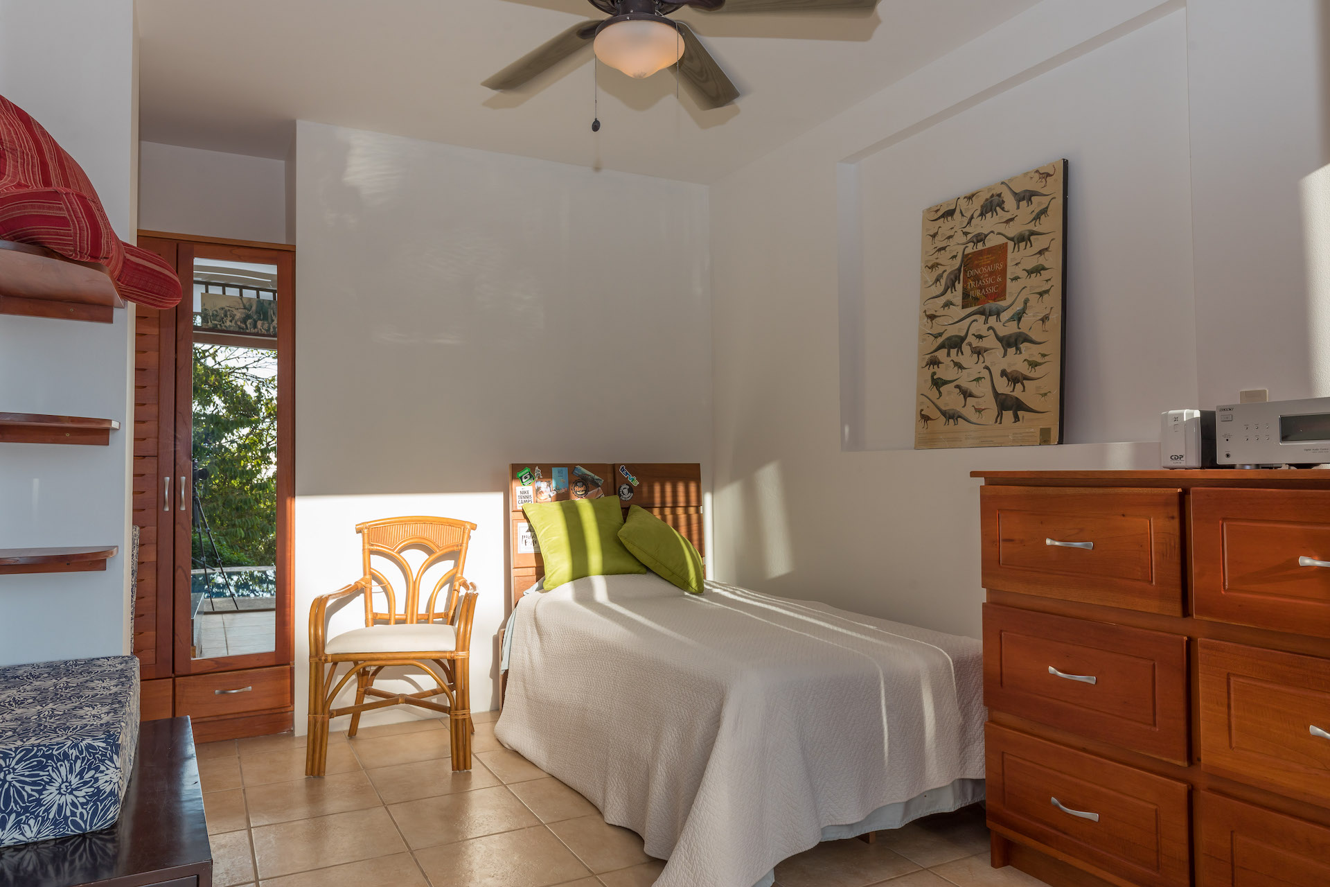 4 bed Single Family Homes For Sale in Dominical, Puntarenas - thumb 23
