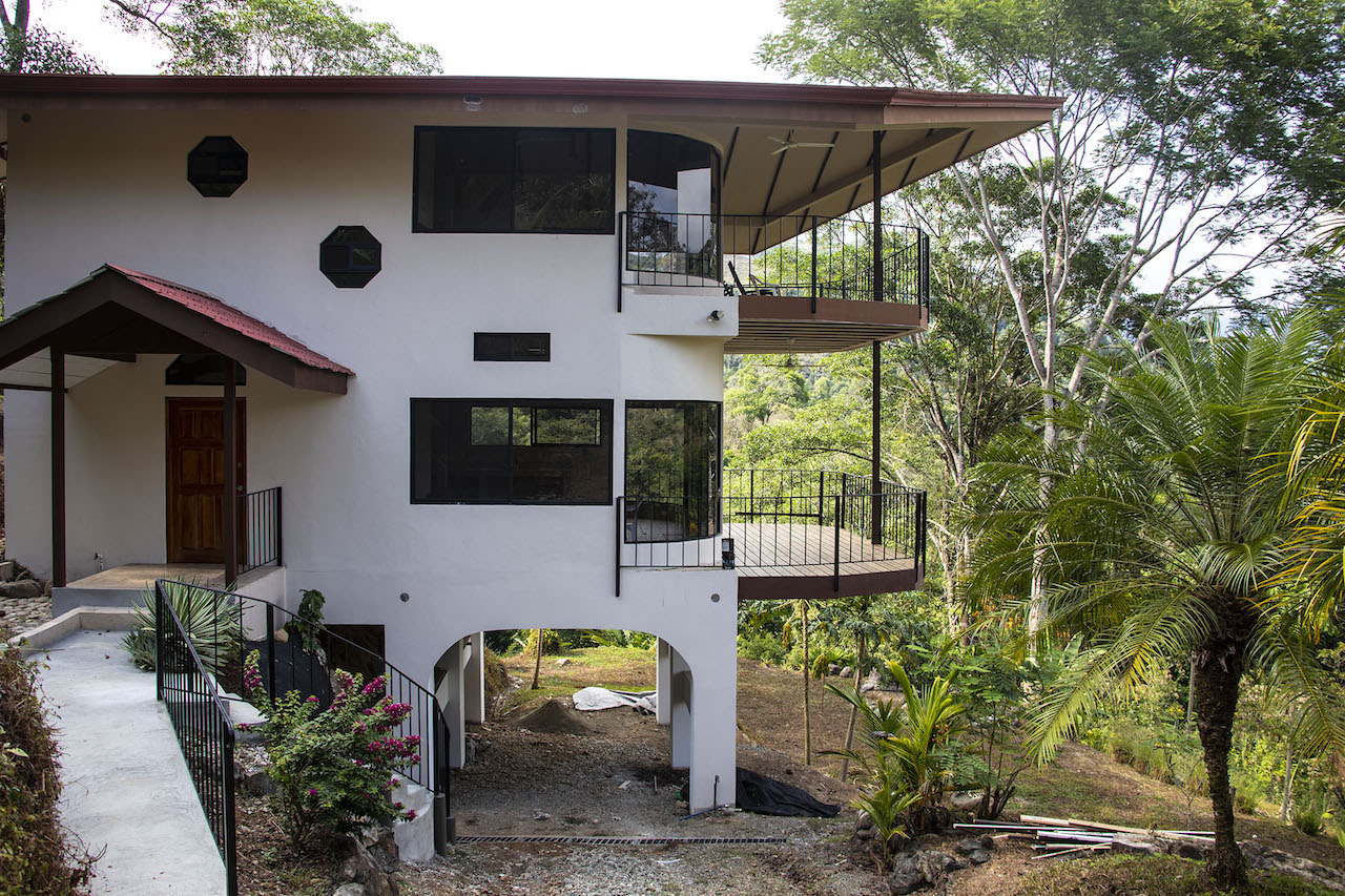 2 bed Single Family Homes For Sale in Dominical, Puntarenas - thumb 3