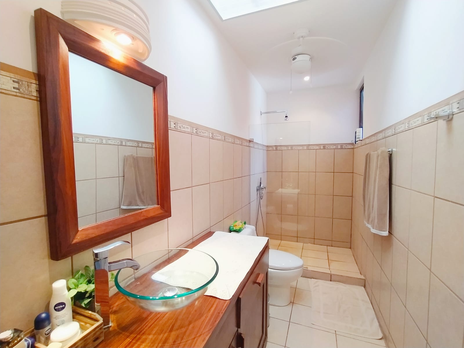 2 bed Condo For Sale in Tamarindo, Guanacaste - thumb 4