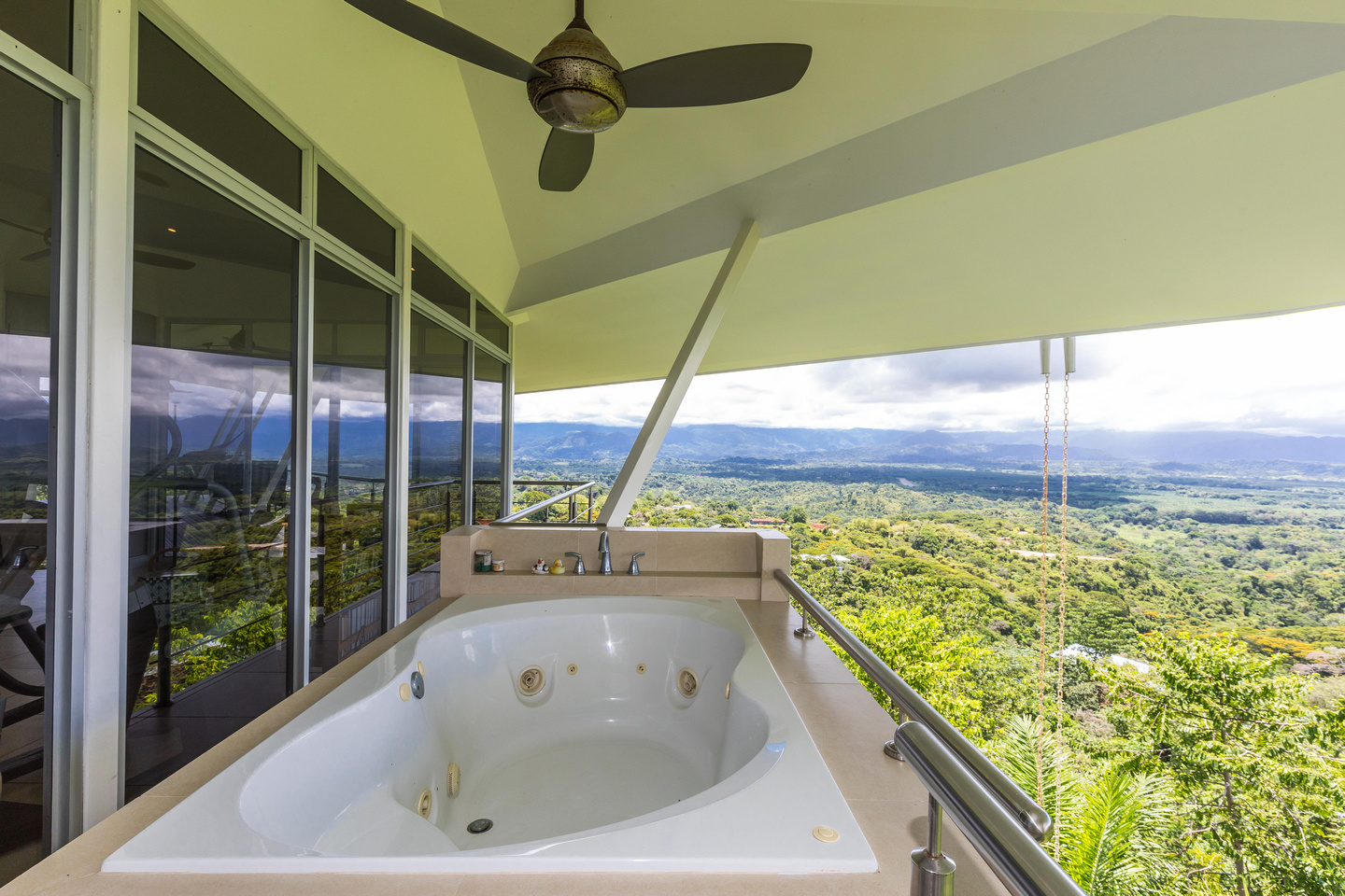 5 bed Single Family Homes For Sale in Manuel Antonio, Puntarenas - thumb 19